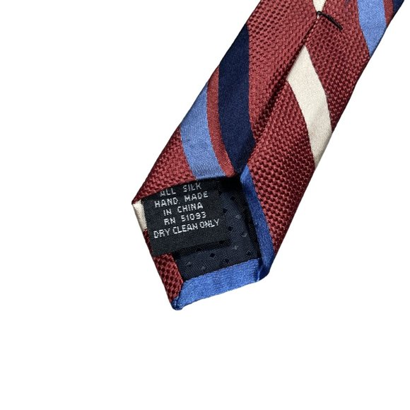 Croft & Barrow Men's Regimental Striped Red Silver Black Classic Silk Necktie - Picture 6 of 7